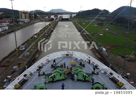 マナマ運河通行中 マナマ運河通行中 19855095