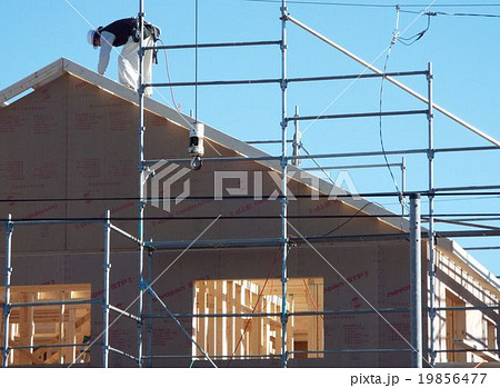 ツーバイフォー工法は速やかに進みます 19856477