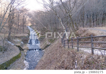 長野県松本市 牛伏川フランス式階段工(砂防施設)全景横 明治期の土木工事 国重要文化財 長野県松本市 牛伏川フランス式階段工(砂防施設)全景横 明治期の土木工事 国重要文化財 19860275
