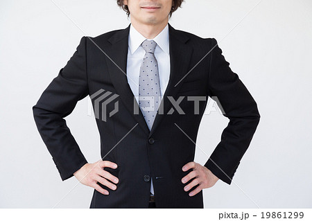 ビジネスマン　顔無しボディパーツ 19861299