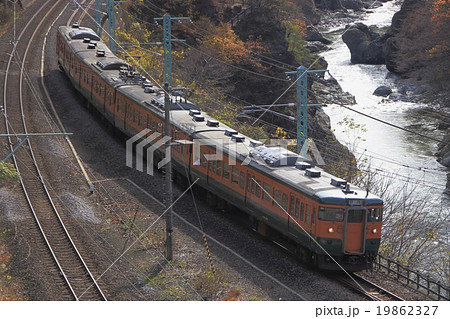 上越線高崎口の115系電車 19862327