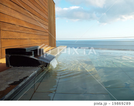 東伊豆の天空露天風呂から眺める 東伊豆の天空露天風呂から眺める 19869289