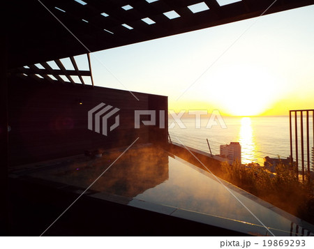 東伊豆の天空露天風呂から眺める 19869293