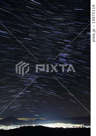 金峰山から見る甲府盆地と冬の星空 19870119