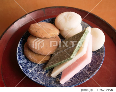 菱餅と栃餅と丸餅 19873950