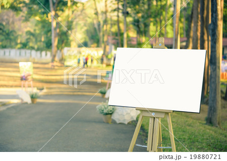 White frame photo in wedding day White frame photo in wedding day 19880721