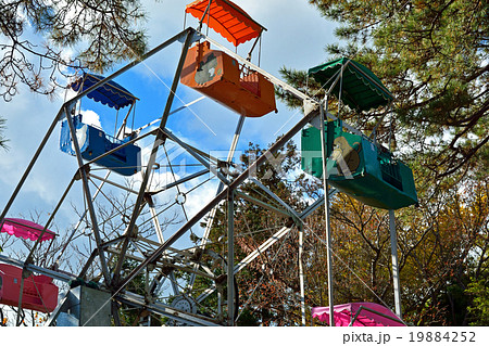 函館散歩:「こどものくに」日本最古の観覧車 函館公園 函館散歩:「こどものくに」日本最古の観覧車 函館公園 19884252