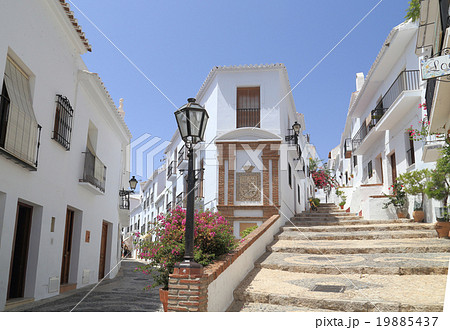 フリヒリアナの白い町並みの写真素材