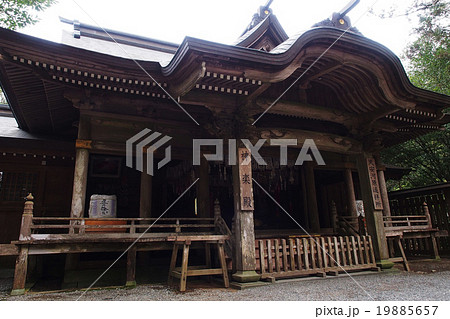 天岩戸神社の神楽殿 19885657