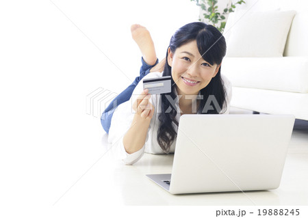 若い女性 19888245
