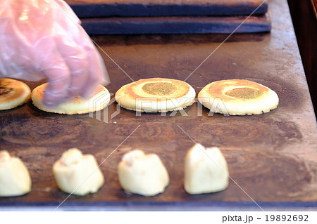 かたやきせんべい かたやきせんべい 19892692