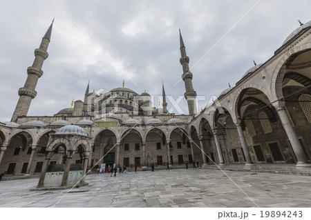 The Blue Mosque, (Sultanahmet Camii), Istanbul 19894243
