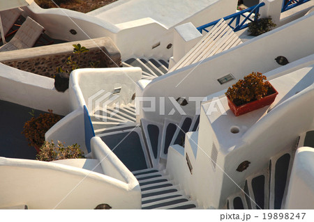 White and grey steps in Oia, Santorini, Greece. 19898247