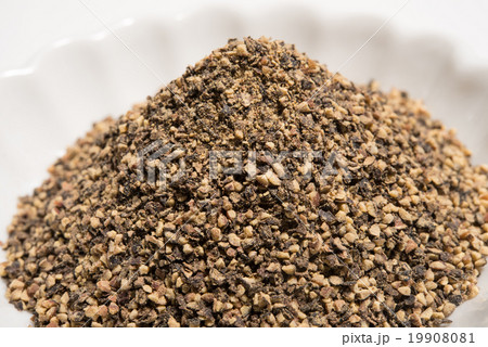 黒胡椒 19908081