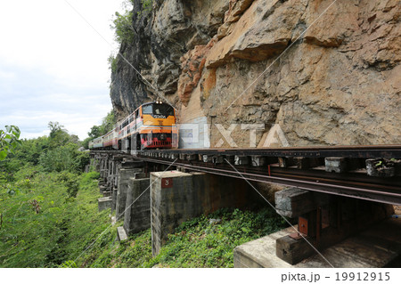 Train on the death railway 19912915