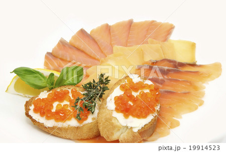 Sliced caviar sandwiches on white background 19914523