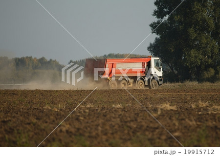 Road construction truck Road construction truck 19915712