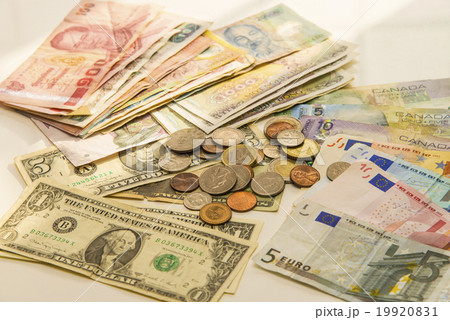 世界の通貨 世界の通貨 19920831