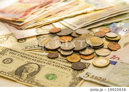 世界の通貨 世界の通貨 19920838