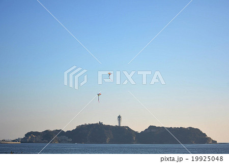 凧と江ノ島 凧と江ノ島 19925048