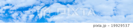 空の写真素材 空と雲 空のパノラマ素材 コピースペース テキストスペース 普通の雲 積雲 層積雲? 空の写真素材 空と雲 空のパノラマ素材 コピースペース テキストスペース 普通の雲 積雲 層積雲? 19929537