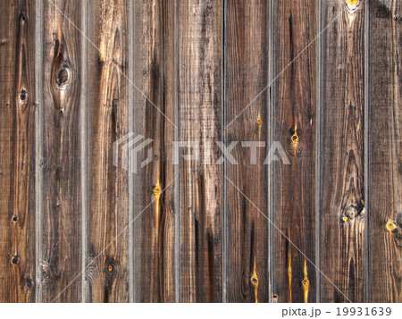 Grunge wooden plank fence 19931639