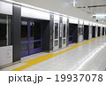 京王線 布田駅のホーム、ホームドア 19937078
