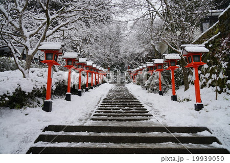 雪の鞍馬寺 19939050
