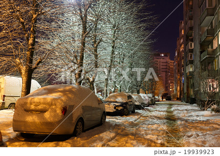 Snow-covered street of the city Snow-covered street of the city 19939923