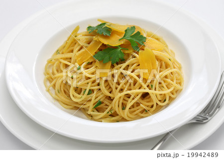 からすみパスタ 19942489