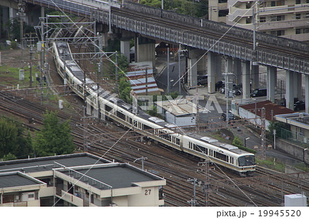 奈良線221系 19945520