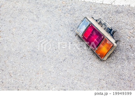 taillight on the ground 19949399