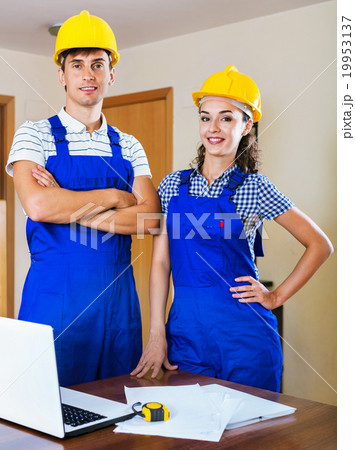 Two professional planner did great work indoors Two professional planner did great work indoors 19953137