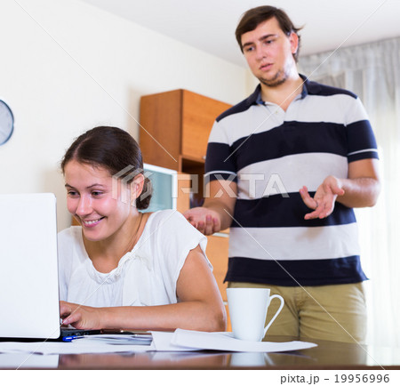 spouse cannot receive attention spouse cannot receive attention 19956996