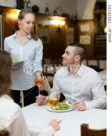 Waitress with beverages 19958183