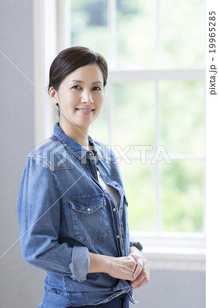 40代の日本人女性 19965285