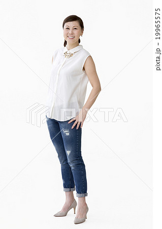 40代の日本人女性 40代の日本人女性 19965575