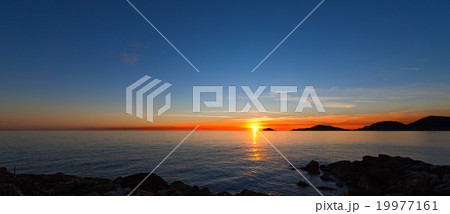 Sunset in the Gulf of La Spezia - Italy 19977161