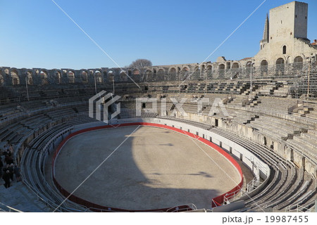南仏アルルの円形闘技場 Amphitheatre D Arles の写真素材