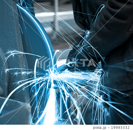 Emery in process in machinery workshop 19993332