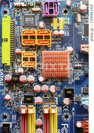 Old mainboard 775 Old mainboard 775 19996169