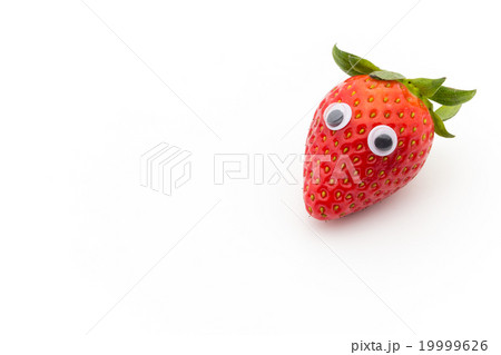 目玉シール付きイチゴ:wiggly-eyed strawberry 19999626