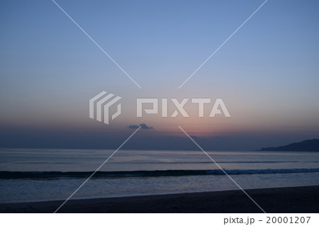 大岐の浜の日の出 20001207