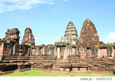 View of the historic Prasat Hin Phimai Castle  20002553
