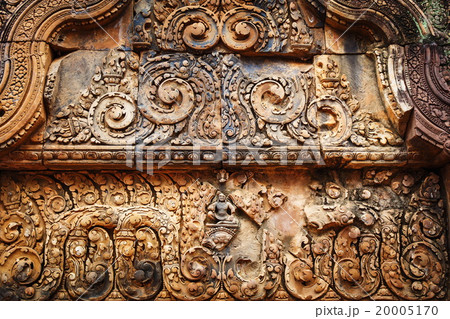 Bas relief in Banteay Srei, Cambodia 20005170