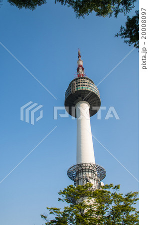 N Seoul Tower with Blue sky 20008097