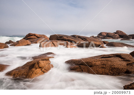 Atlantic ocean coast in Brittany Atlantic ocean coast in Brittany 20009973