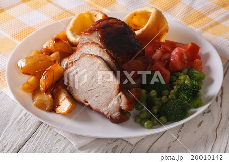 Sunday Roast 20010142