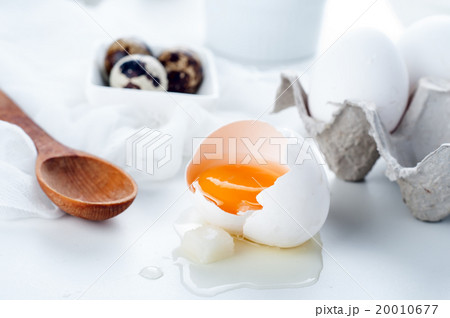 ingredients for baking 20010677
