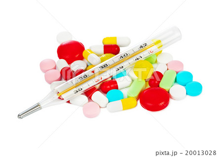 Pills and thermometer 20013028